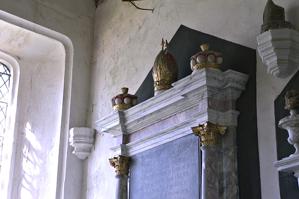 Monument, Nathaniel Crewe; Bishop of Durham, 1715