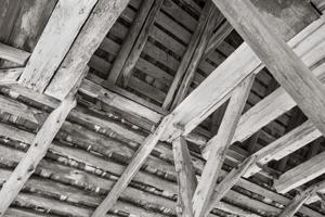 Built late 18th c; modiied in the 1830s. Wagon access to loft