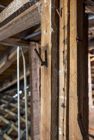 1750s pintle for strap hinge, attic