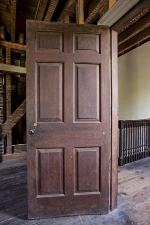 Graining possibly dating to the 1750s