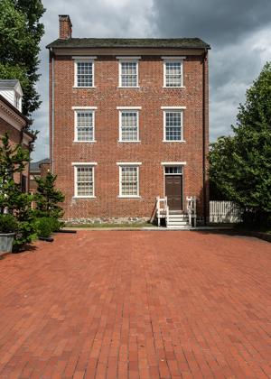 Three-story townhouse, 1785