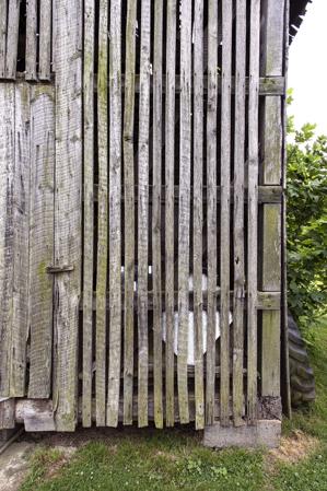 Corn crib, mid 19th cenury