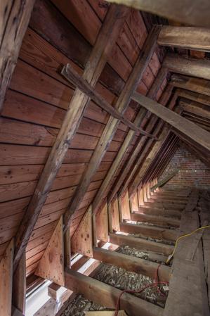 rear roof slope with riven wind beam