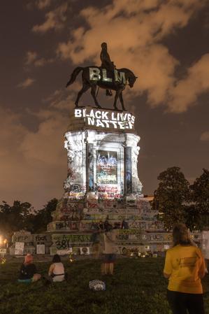 Black Lives Matter reinterpretation of monument, May 6, 2020