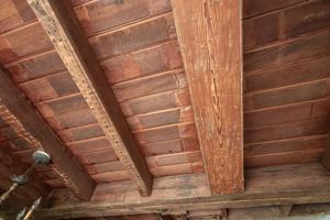 Gauged and underccut flooring; 18th century