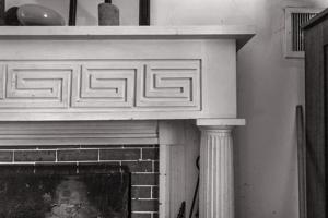 Detail 1840s mantel