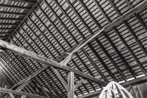 Canted and braced posts used to support purlins; ca. 1850
