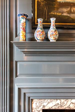Parlor mantel (1750s) with King of Prussia marble facing likley 