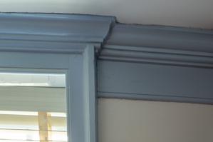 Cornice in te chamber over the dining room