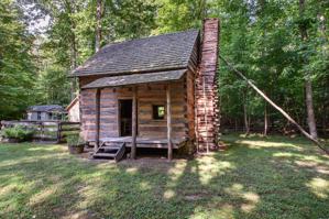 Cabin moved to Patuxent River Park, likley originally built afte
