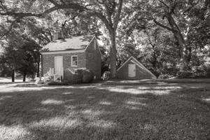 Marietta office and root cellar, 1st quarter 19th century