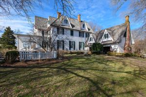 1850s country house inspired by Davis and Downing