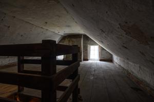 Stair enclosure in attic quarter; 1804 or not long thereafter