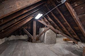 Truss at hip in main attic; 1804