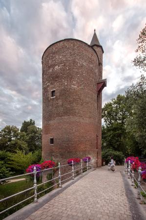 Gunpowder tower, built 1397, with Flemish bond walls