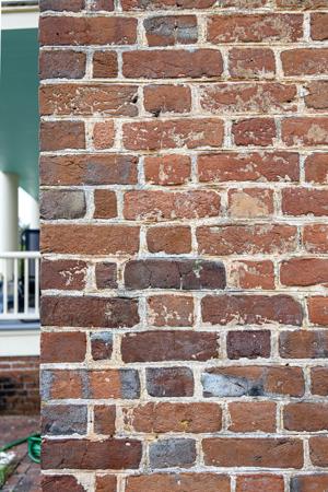 Flemish bond on gable, 1755