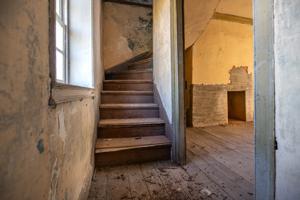 Surviving portion of original staircase, second story; ca. 1780