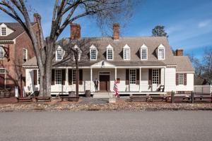 Porch reconstructed, 2017