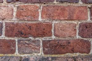Iron incluysions in brick; ruled jointys. 1752-54