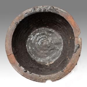 Welsh, Buckley ware milk pan, ca. 1730, recovered from the rear 