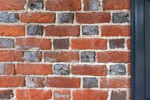 Glazed header Flemish bond, ca. 1735