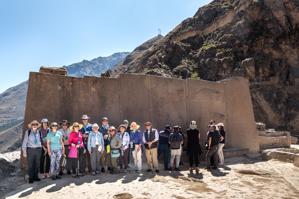 VMFA tour group (2024) at the unfinished wall of Six Monoliths a