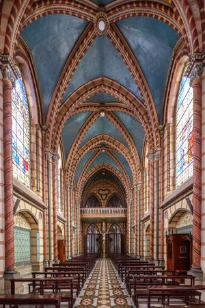 Vault in nave ceiling; designed by Emilio Tarlier; built 1892-19