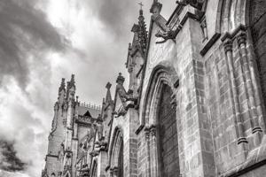  Designed by Emilio Tarlier; built 1892-1909