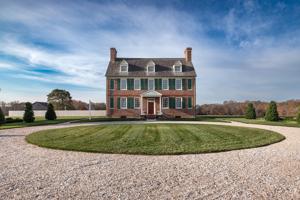 Front elevation; 1705