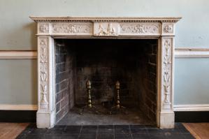 Dining room mantel detail, 1800-05
