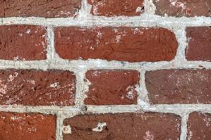 Brick and shell-lime mortar detail, front facade, 1792