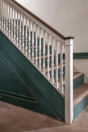 Closed string staircase, first-story passage; 1765