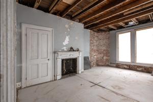 Chamber over dining room; 1830s
