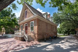 Built 1739; one of the earliest surviving stores in Virginia. Tr