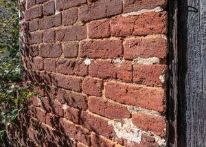 Flemish bond brickwork with clay mortar; 1834-36