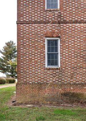 Glazed header Flemish bond rear, 1790s