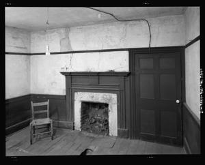 Photographed for HABS. Built 1810; converted to tavern early 19t