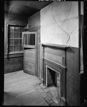 Photographed for HABS. Built 1810; converted to tavern early 19t