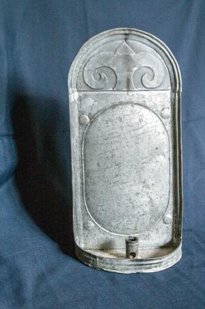 Tin sconce, 1766