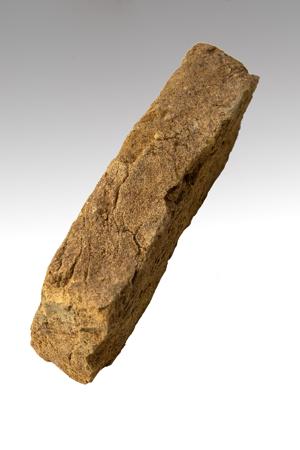 Yellow Dutch brick used in well, likely dating to the 1st half o
