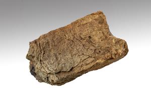 Yellow Dutch brick used in well, likely dating to the 1st half o