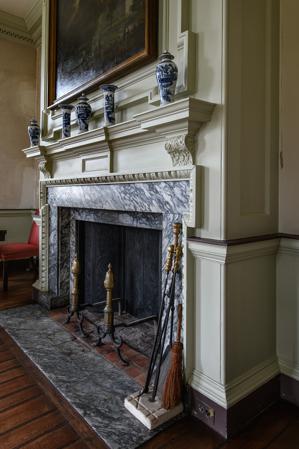 Drawing room/parlor chimneypiece